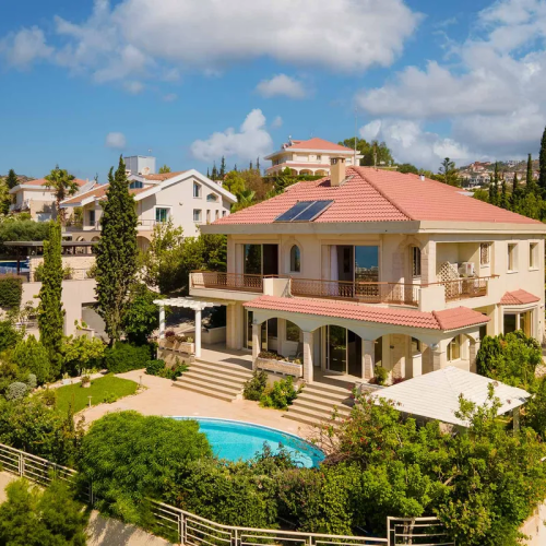 Как купить недвижимость на Кипре россиянам в 2024 году