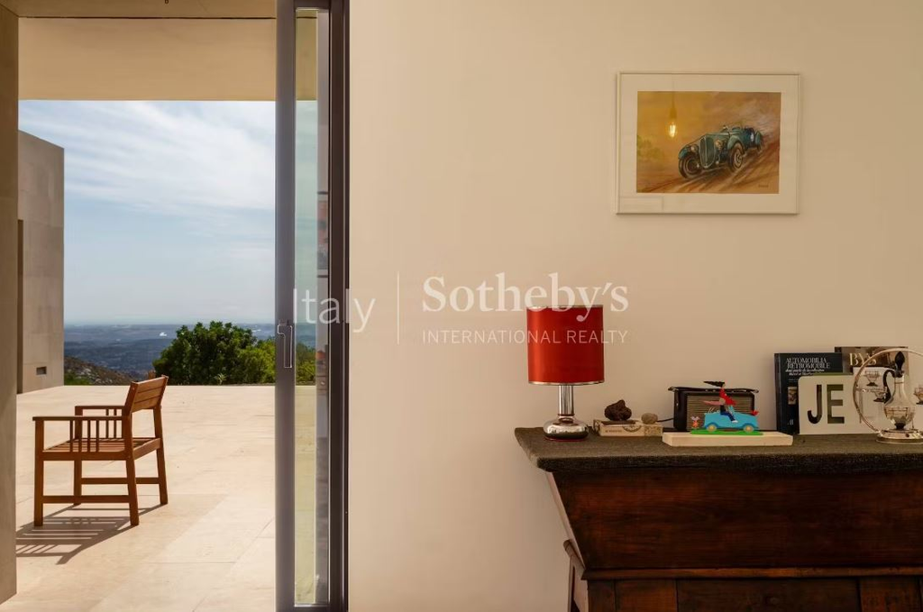 Вилла с 3 спальнями на Сицилии