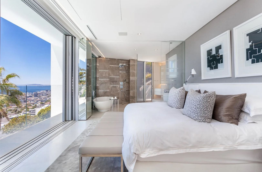 Вилла с 4 спальнями в Кейптауне