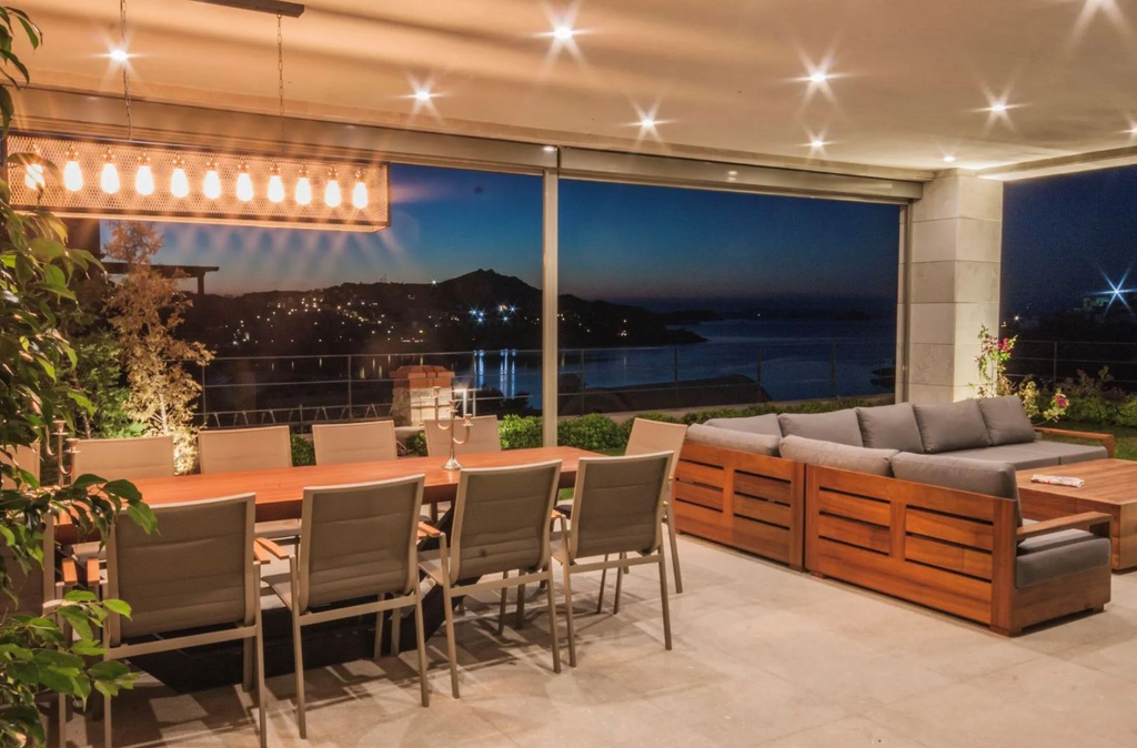 Вилла с 6 спальнями в Бодруме