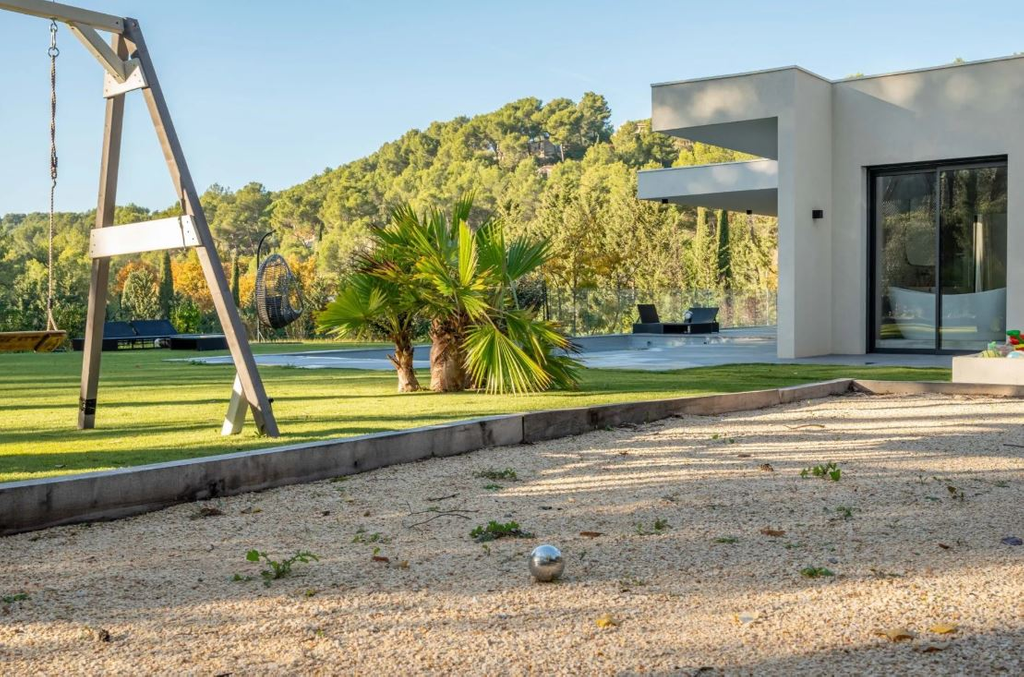 Вилла с 6 спальнями на Лазурном берегу