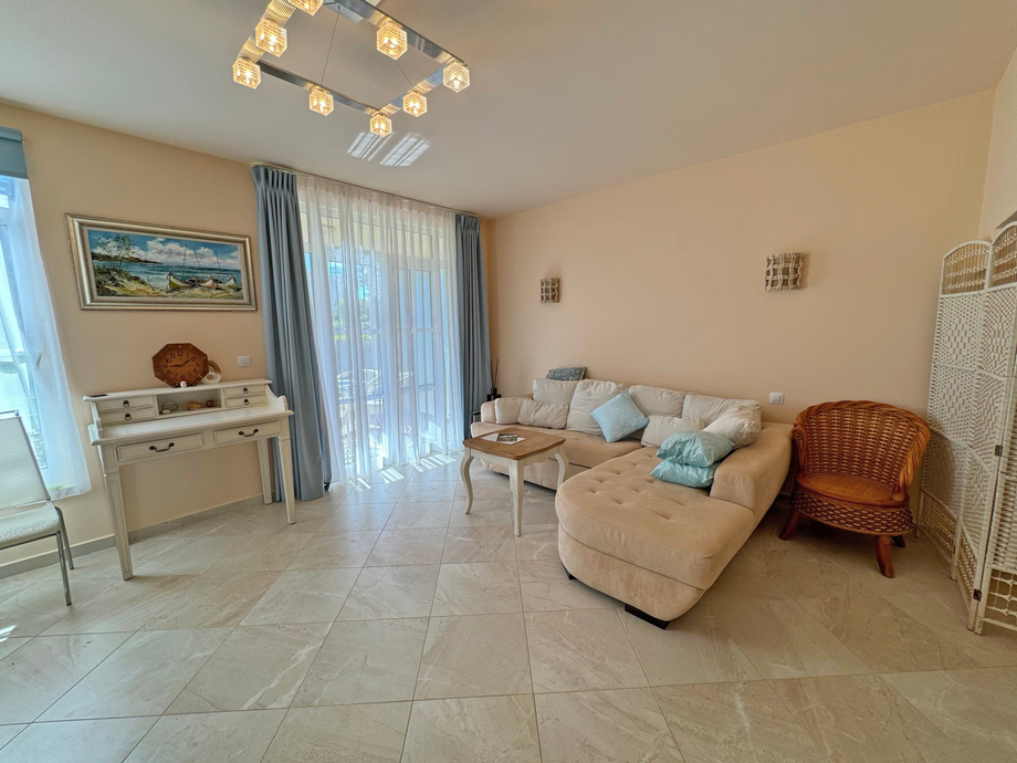 Дом престижном комплексе в Черноморце