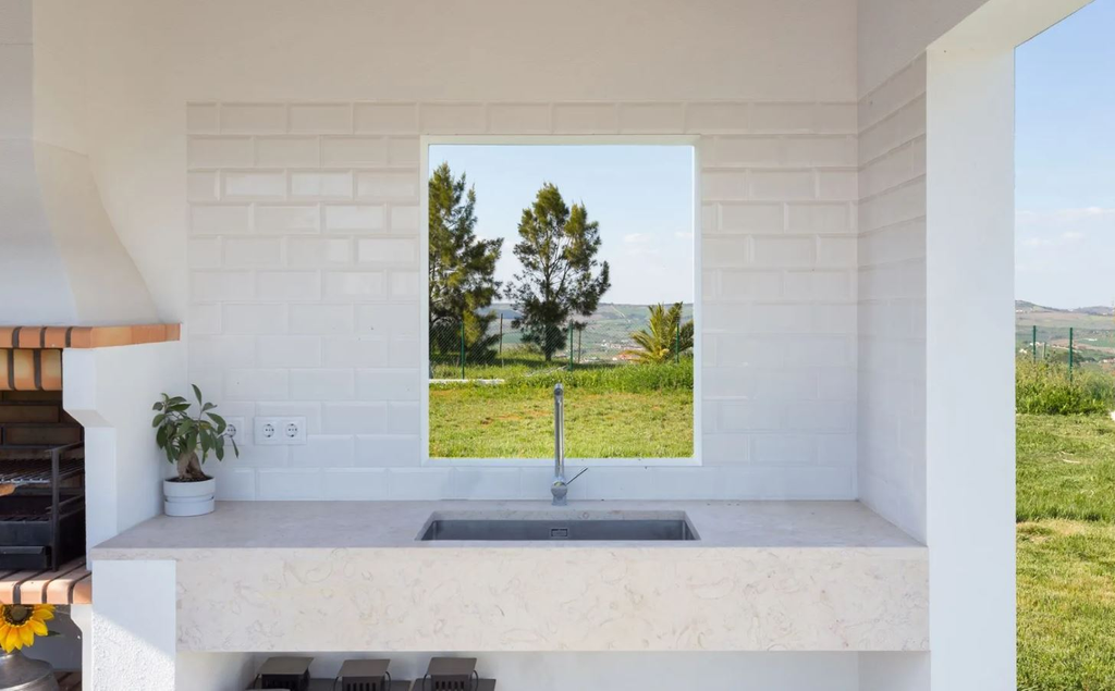 Вилла с 5 спальнями в Лиссабоне