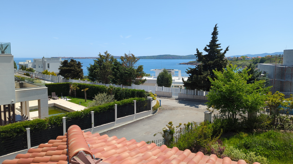 Дом престижном комплексе в Черноморце