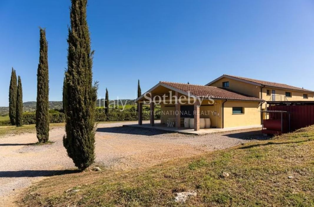 Винодельческое​ поместье в Тоскане​