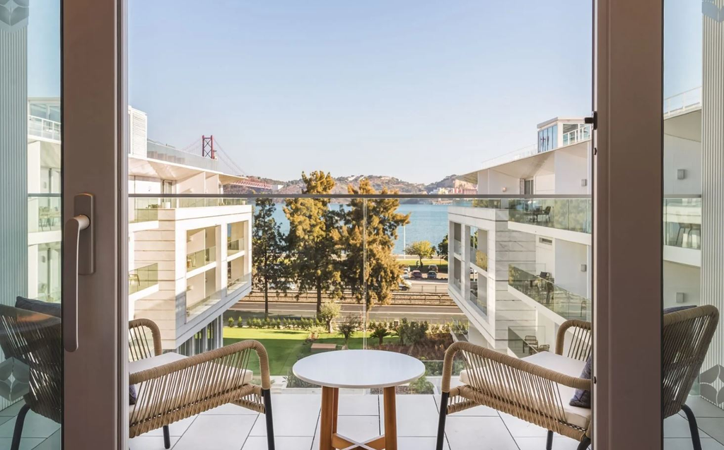 Апартаменты с 3 спальнями в Hyatt Regency Lisboa