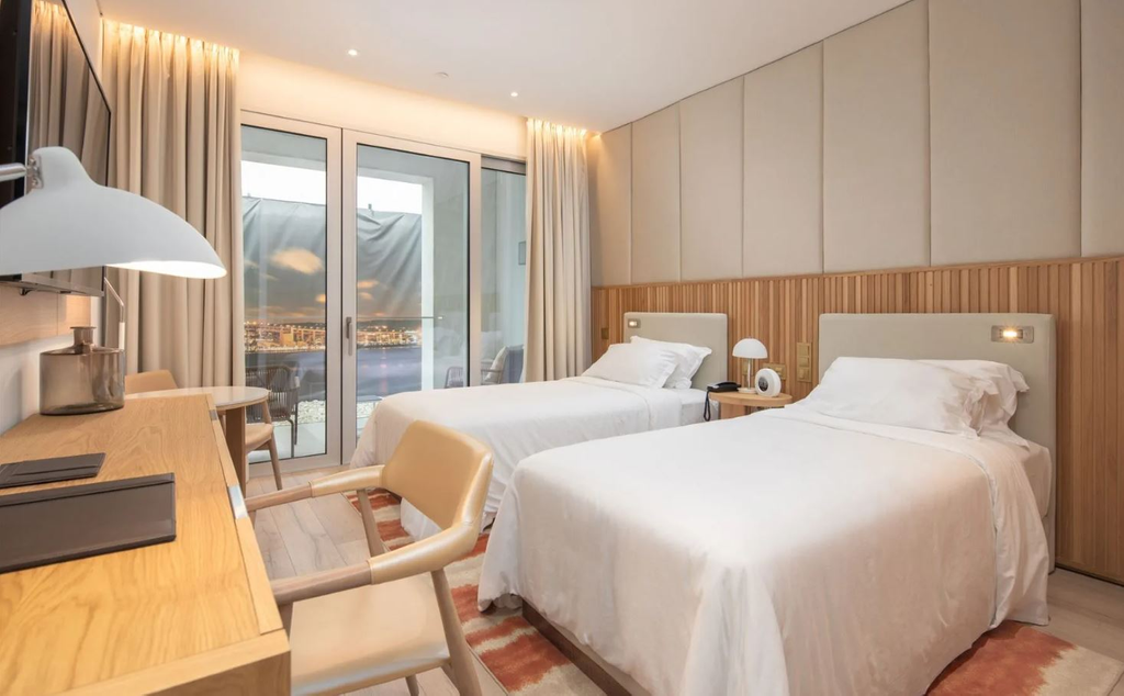 Апартаменты с 3 спальнями в Hyatt Regency Lisboa