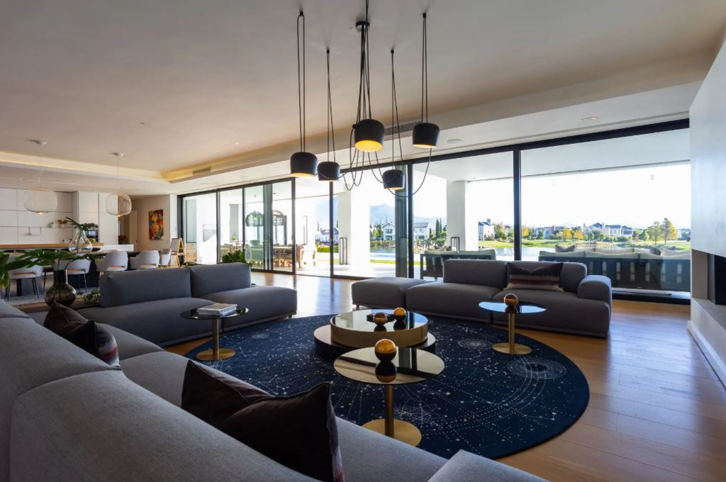 Вилла с 6 спальнями в Южной Африке