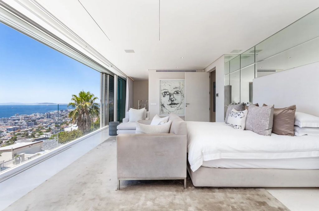 Вилла с 4 спальнями в Кейптауне