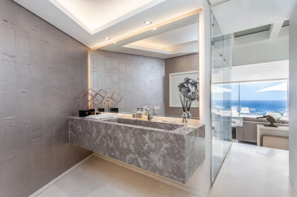 Вилла с 4 спальнями в Кейптауне