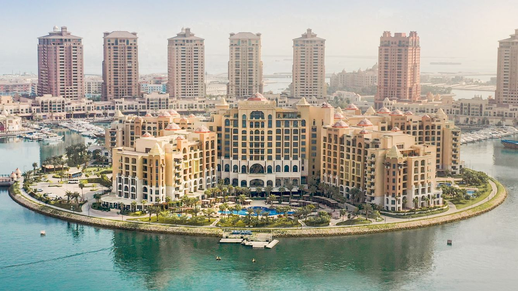 Резиденции в отеле St. Regis Marsa Arabia Island