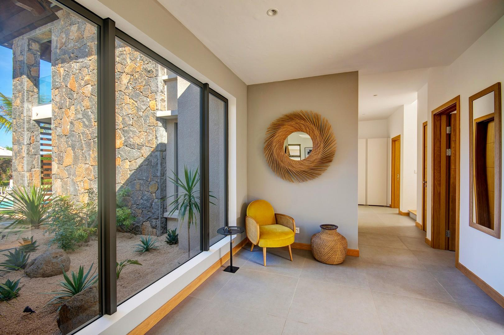 Вилла Sophistication by the Shore