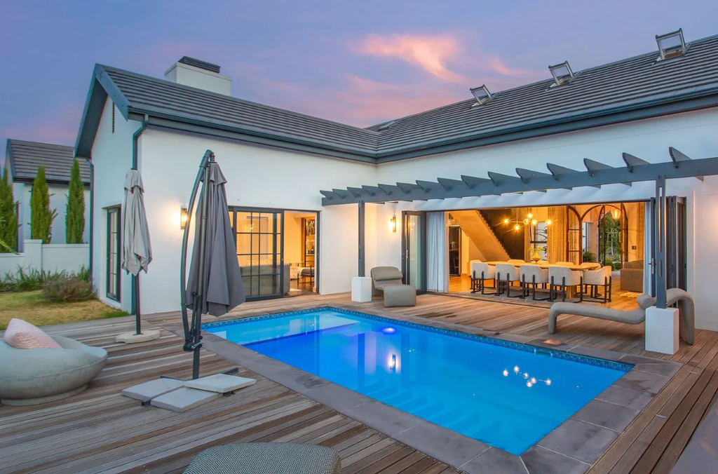 Коттедж с 4 спальнями в Южной Африке