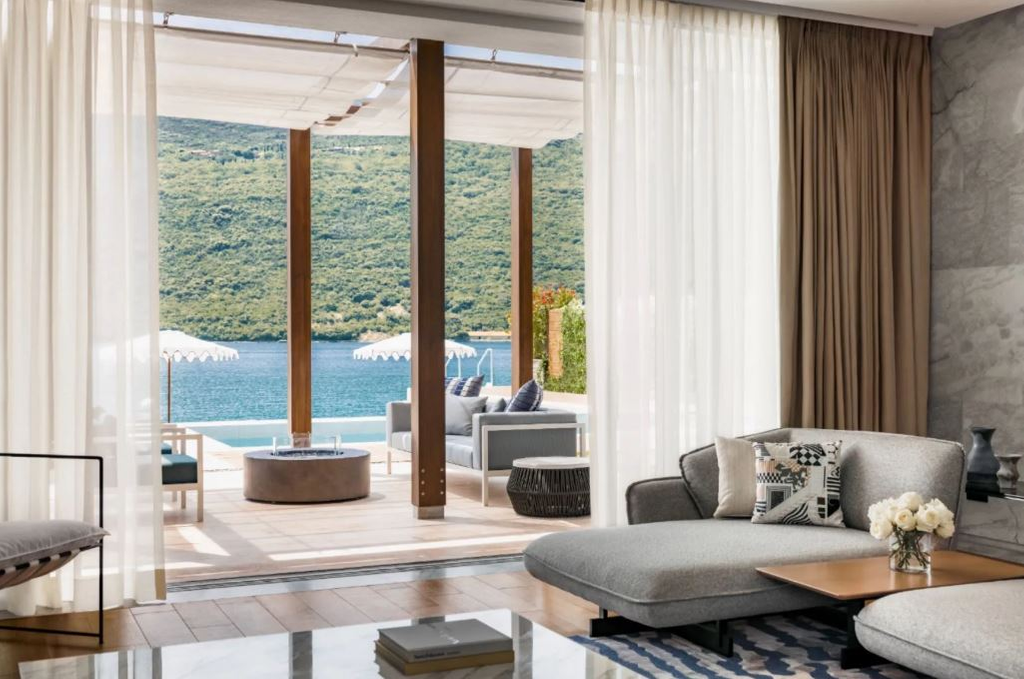 Роскошная вилла в One & Only Portonovi