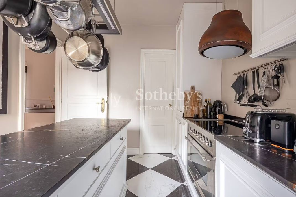 Апартаменты с 2 спальнями в Милане