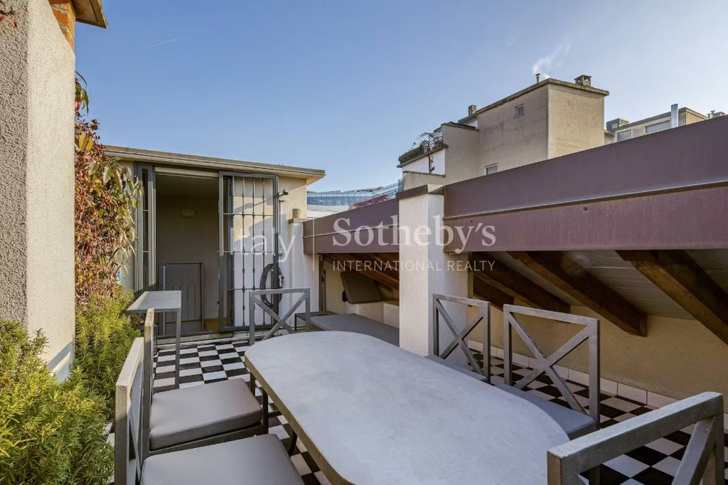 Апартаменты с 2 спальнями в Милане