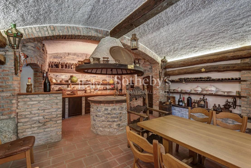 Вилла на озере Комо