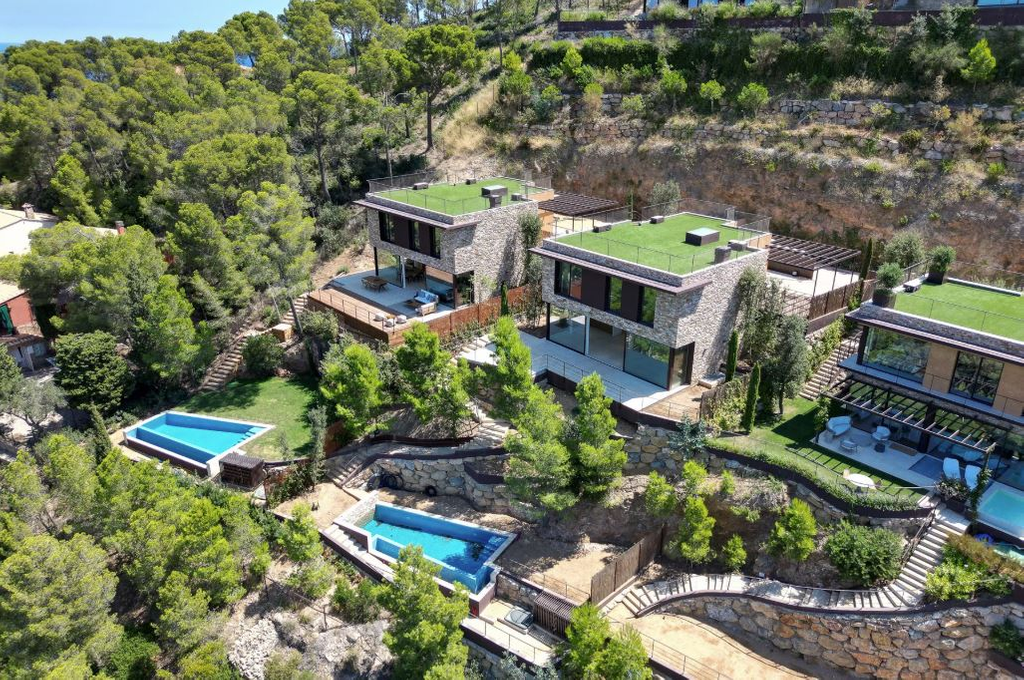 Вилла на побережье Коста Брава