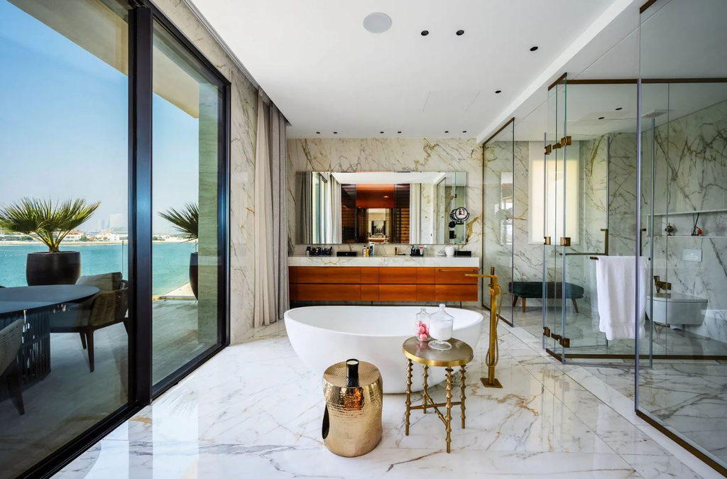 Вилла с 6 спальнями в Дохе