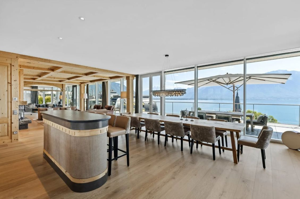 Апартаменты с 4 спальнями в Монтрё