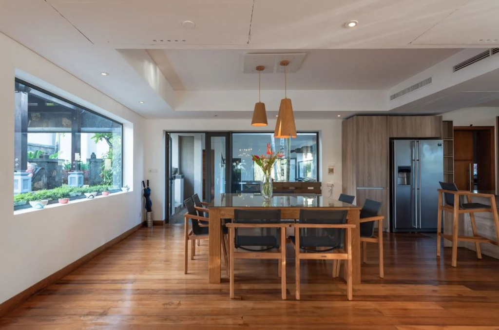 Вилла с 6 спальнями на берегу Индийского океана