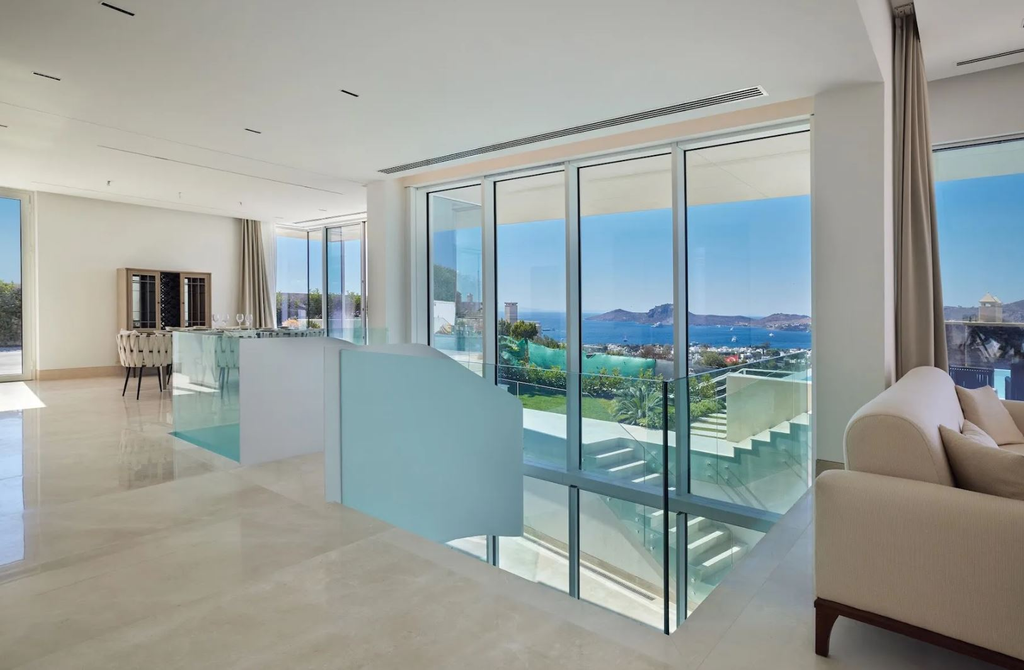 Вилла с 7 спальнями в Бодруме