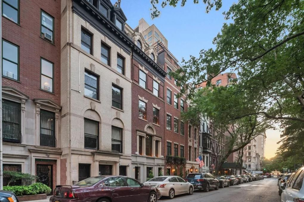 Таунхаус с 6 спальнями на Манхэттене