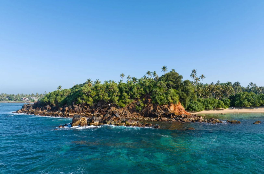 Участок на берегу Индийского океана