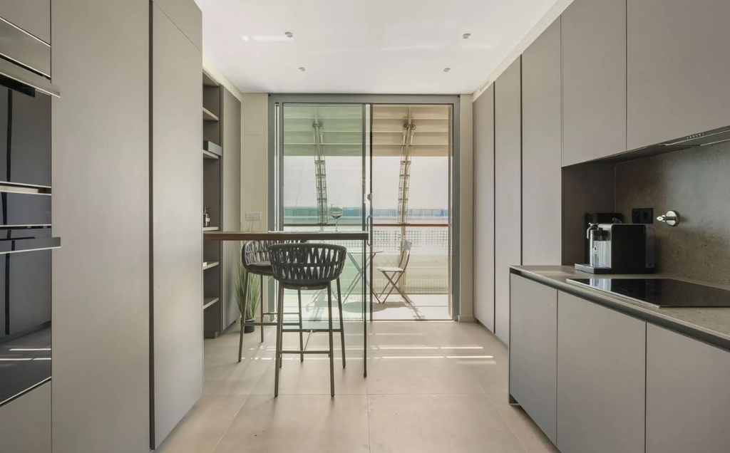 Апартаменты с 4 спальнями в Лиссабоне