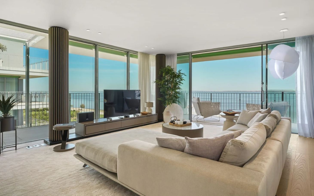 Апартаменты с 4 спальнями в Лиссабоне