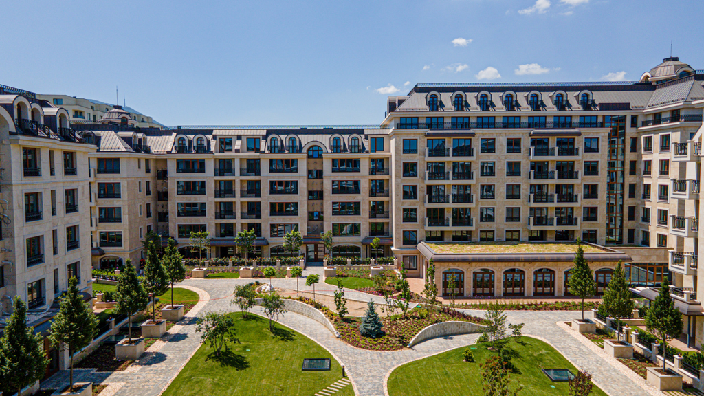 Апартаменты с 2 спальнями в современном жилом комплексе