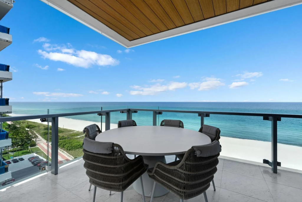 Апартаменты с 4 спальнями в Майами