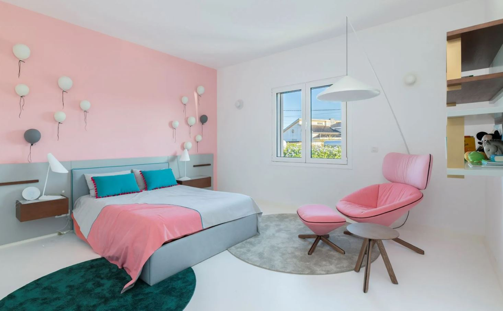 Вилла с 5 спальнями в Лиссабоне