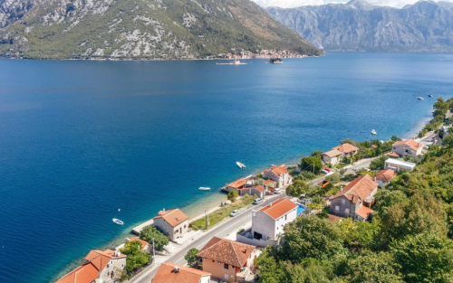 Вилла с 3 спальнями в Которе 39318