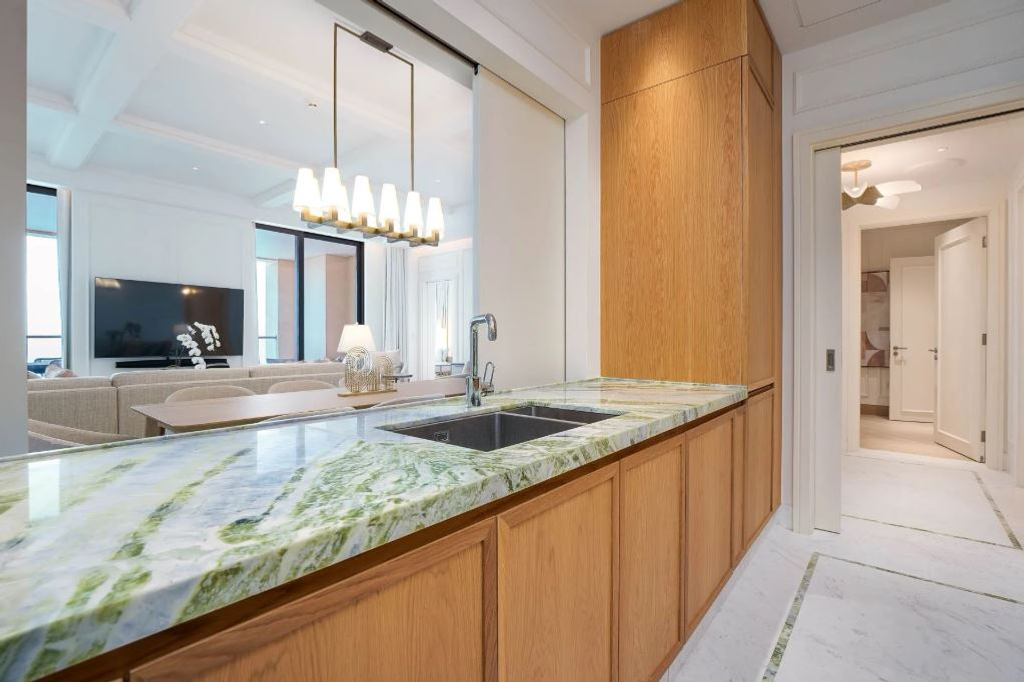 Апартаменты с 3 спальнями в Four Seasons