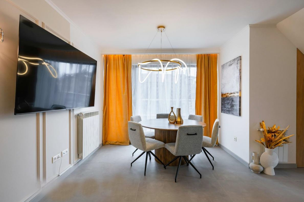 Апартаменты с 2 спальнями в Бояне