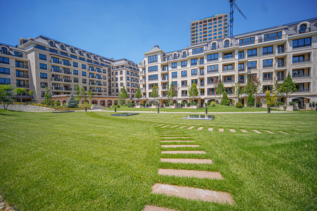 Апартаменты с 2 спальнями в современном жилом комплексе