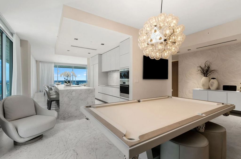 Апартаменты с 4 спальнями в Майами