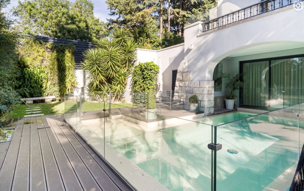 Дом с 5 спальнями в Лиссабоне