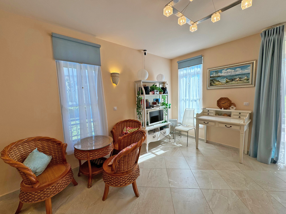 Дом престижном комплексе в Черноморце